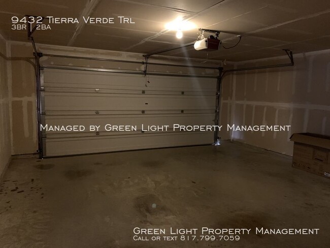 Building Photo - 9432 Tierra Verde Dr