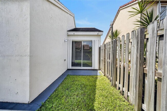 Building Photo - 15772 SW 74th Ln