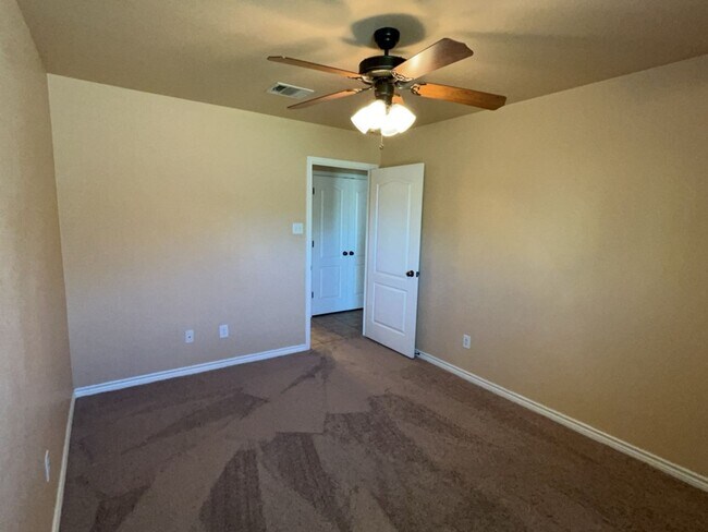 Building Photo - 4907 Autumn Valley Dr