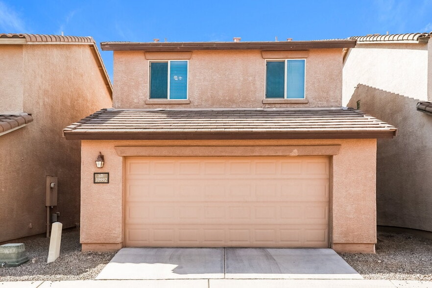 Building Photo - 10992 E Gray Mare Trail