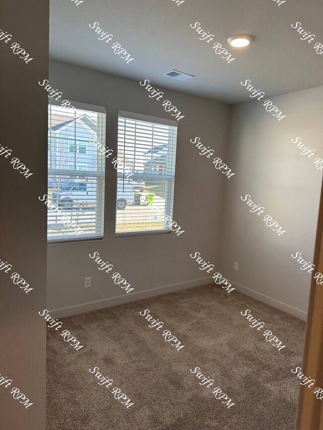 Building Photo - 12428 S Parkwood Ln