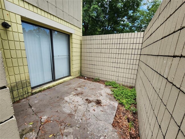 Building Photo - 713 SW 69th St
