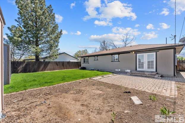 Building Photo - 990 Akard Dr