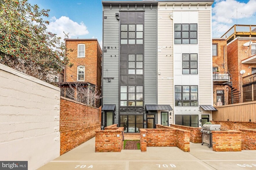 Building Photo - 70 Q St NW