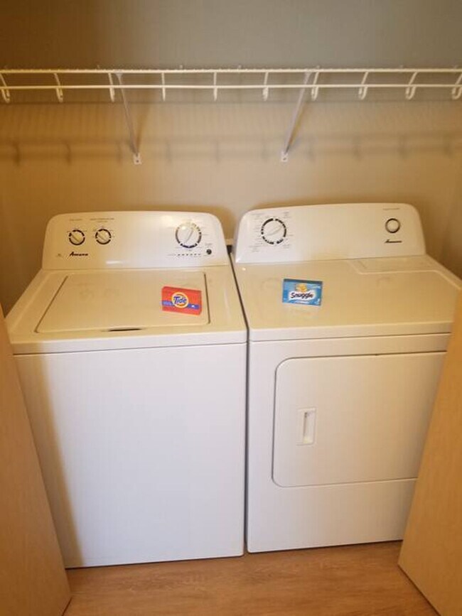 Building Photo - N72W13536 Lund Ln