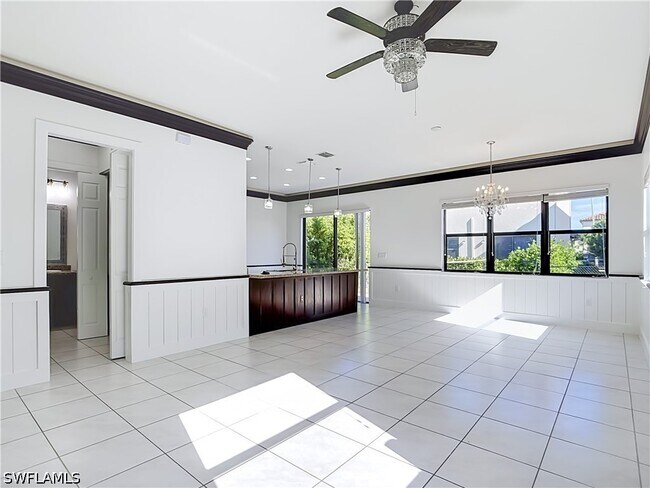Building Photo - 5462 Useppa Dr