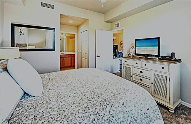 Building Photo - 10337 Heritage Bay Blvd