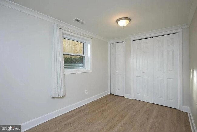 Building Photo - 711 Colby Ave