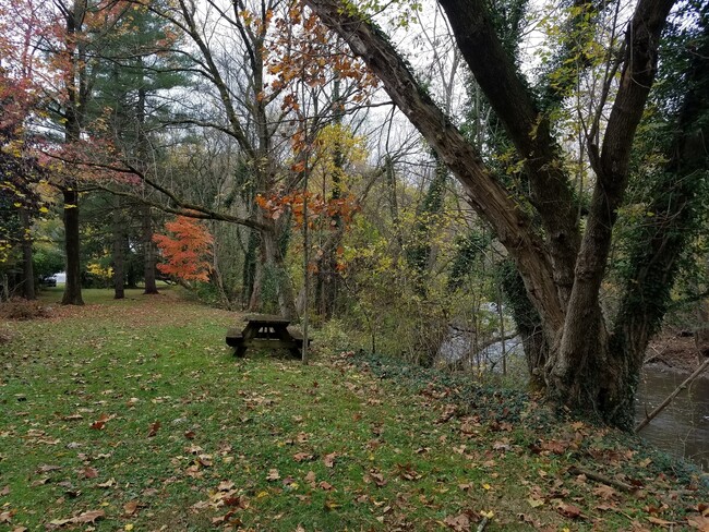 Building Photo - Lovely Home by Gwynn Falls River in Dickey...