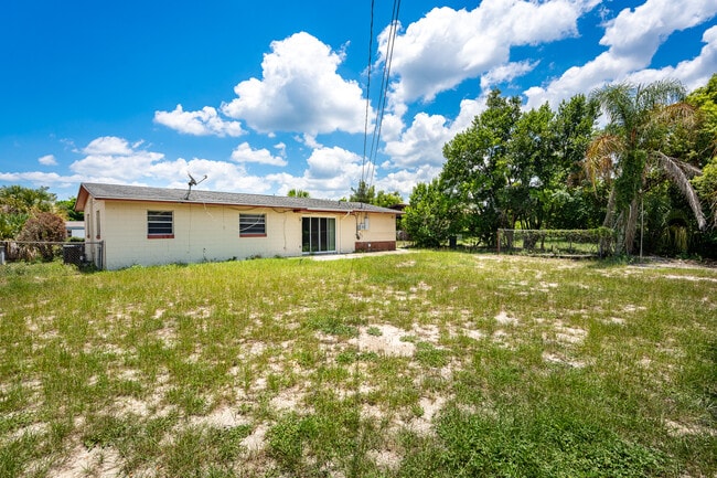 Building Photo - 50 N Edgemon Ave