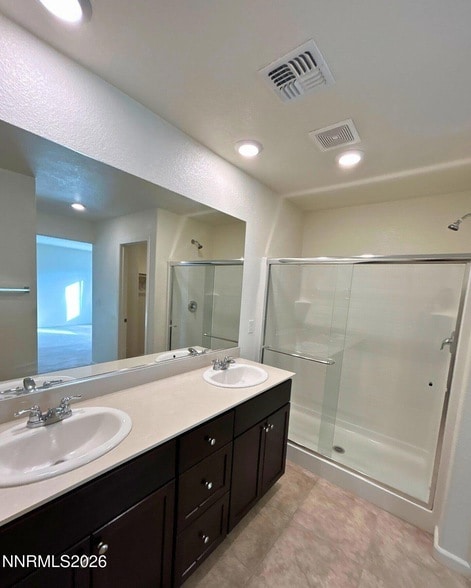 Building Photo - 8932 Coyote Blf Dr