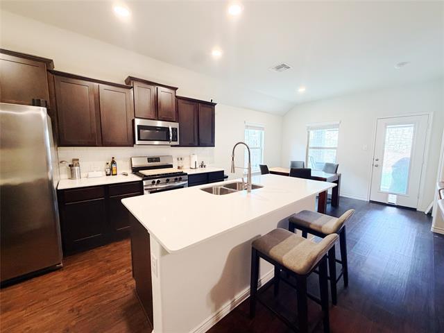Building Photo - 3601 Sabine Dr