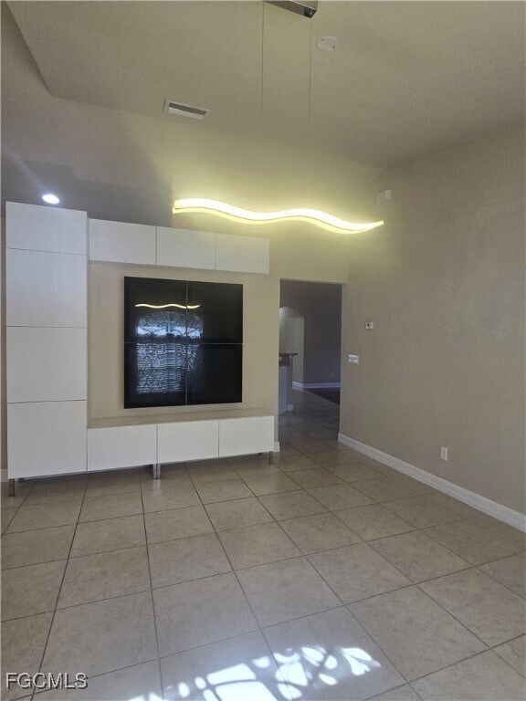 Building Photo - 137 SE 16th St