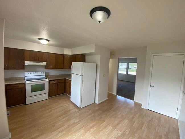 Building Photo - Spacious 2 Bedroom Condo in Ankeny!