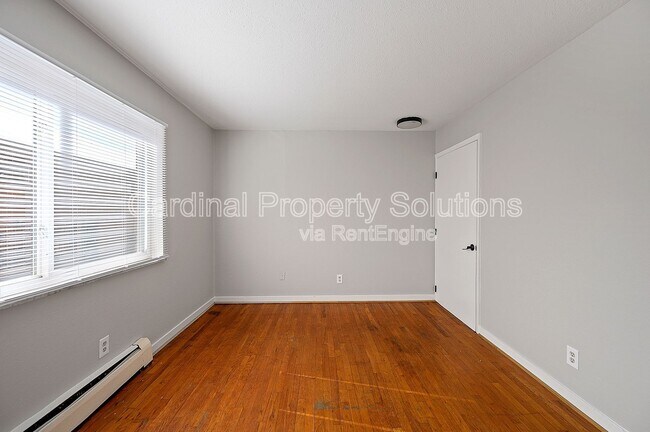 Building Photo - 3271 Morrison Ave