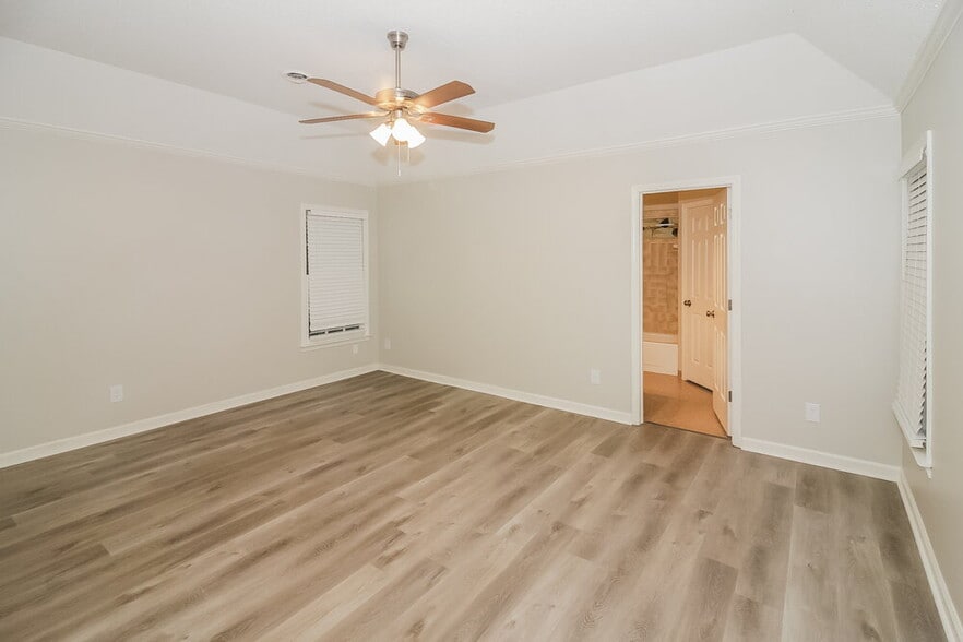 Building Photo - 4102 Auster Cove