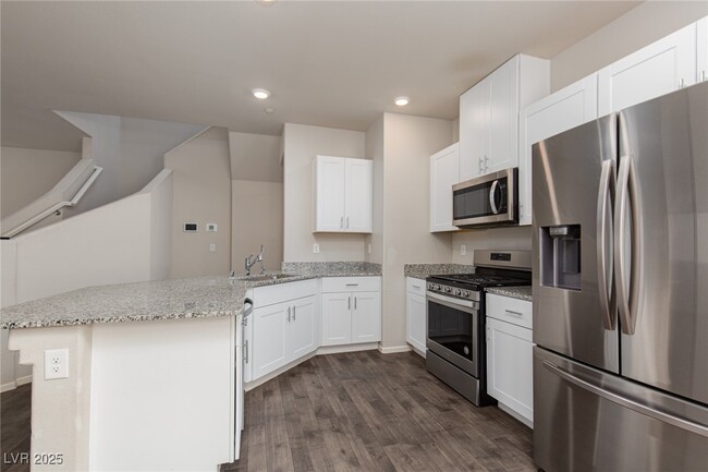 Building Photo - 4740 Blaise Ave