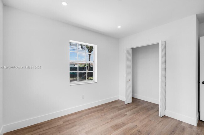 Building Photo - 9730 SW 161st St