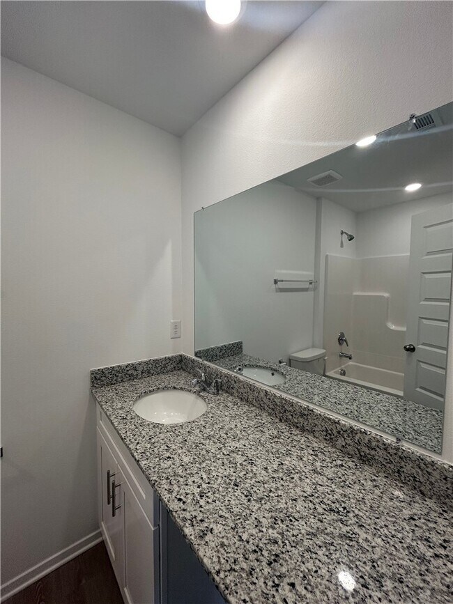 Building Photo - 112 NW 67th Ave