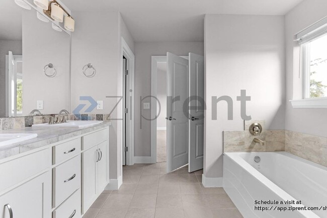 Building Photo - 13003 31st Ave W