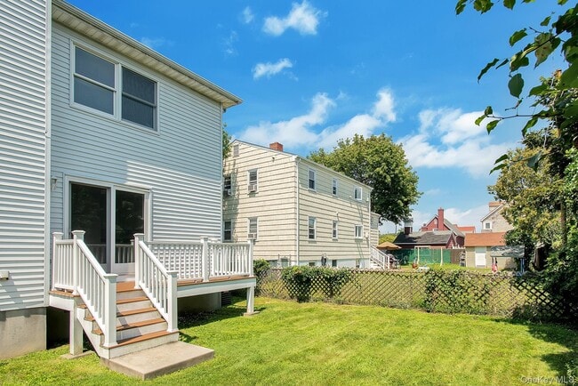 Building Photo - 69 Ellsworth Ave