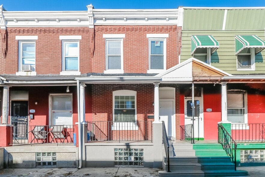 Building Photo - 234 N Hobart St