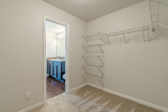 Building Photo - 480 Wind Murmur