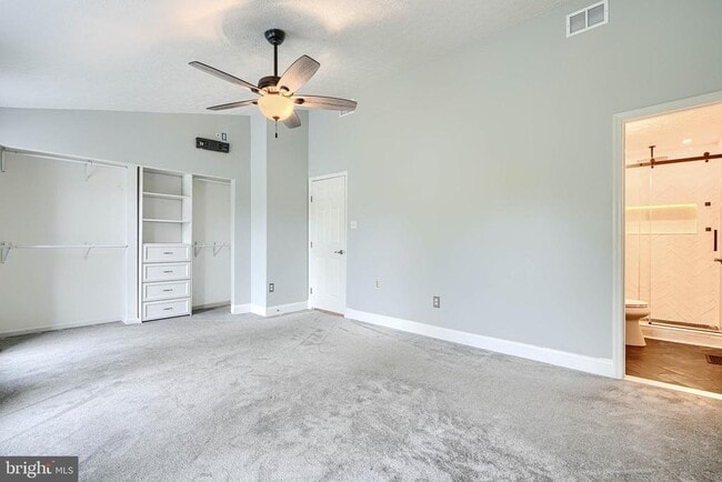 Building Photo - 1725 Beechbank Way
