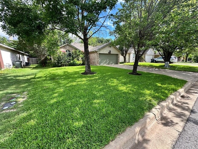 Building Photo - 1217 Nightshade Ln