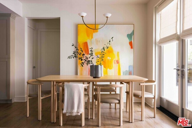 Building Photo - 6030 S Seabluff Dr