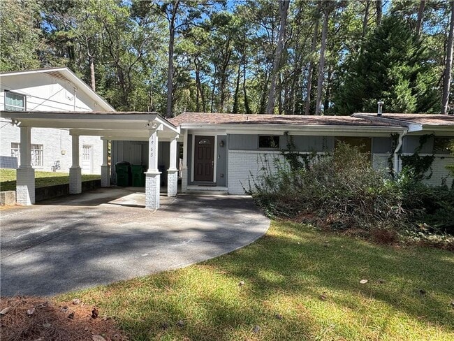 Primary Photo - 1968 Fairway Cir NE