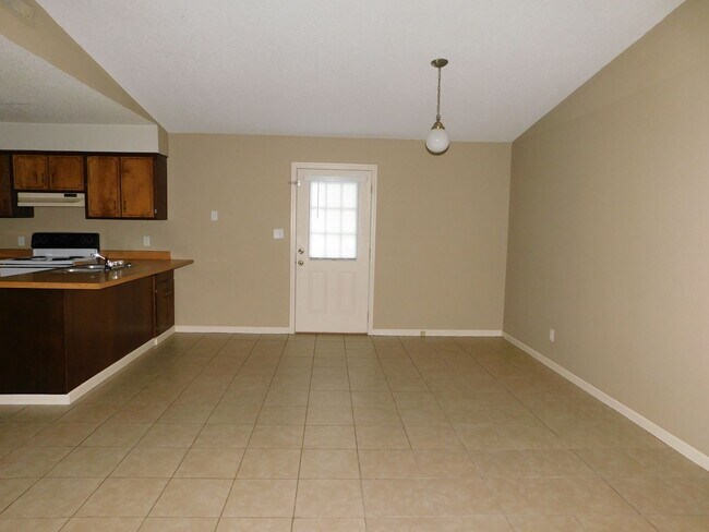 Building Photo - 3539STUD