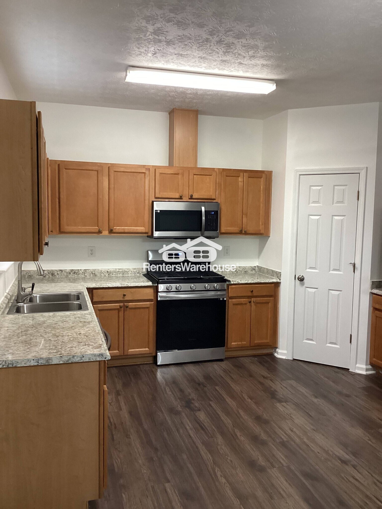 Building Photo - 2236 Dandridge Dr