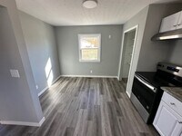 Building Photo - 3212 Shaffer Rd