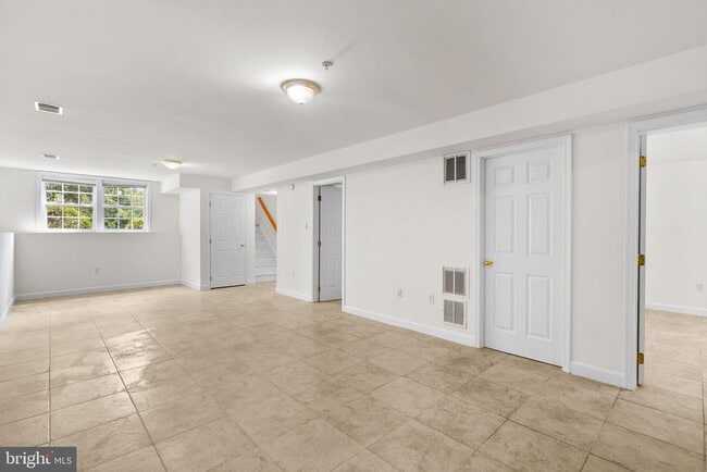 Building Photo - 9606 48th Ave