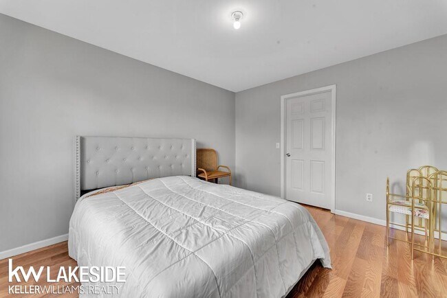 Building Photo - 51460 Blue Spruce Dr