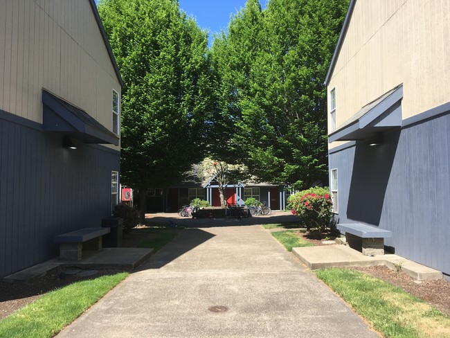 Building Photo - Camellia Court