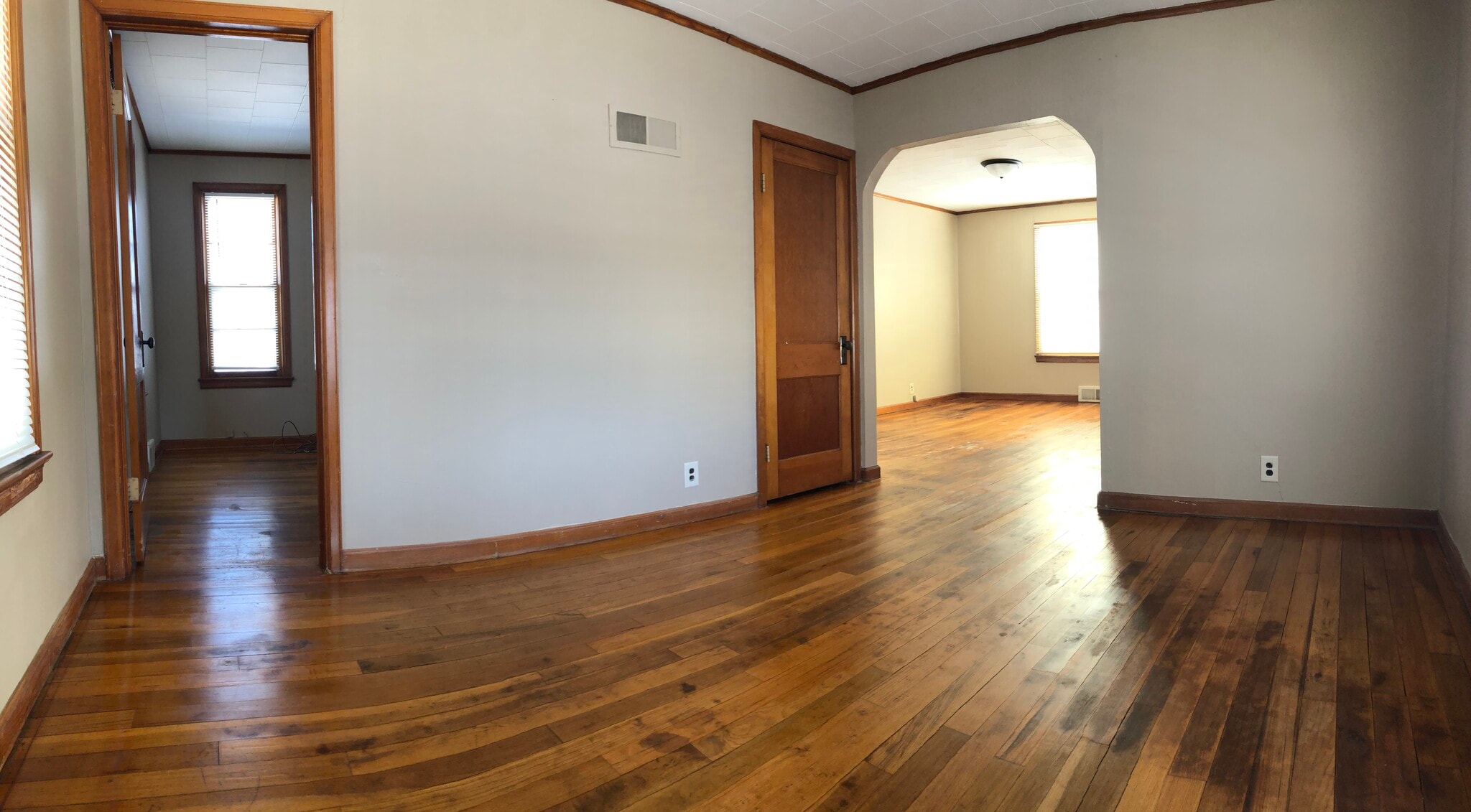 Living Room - 306 Commercial St