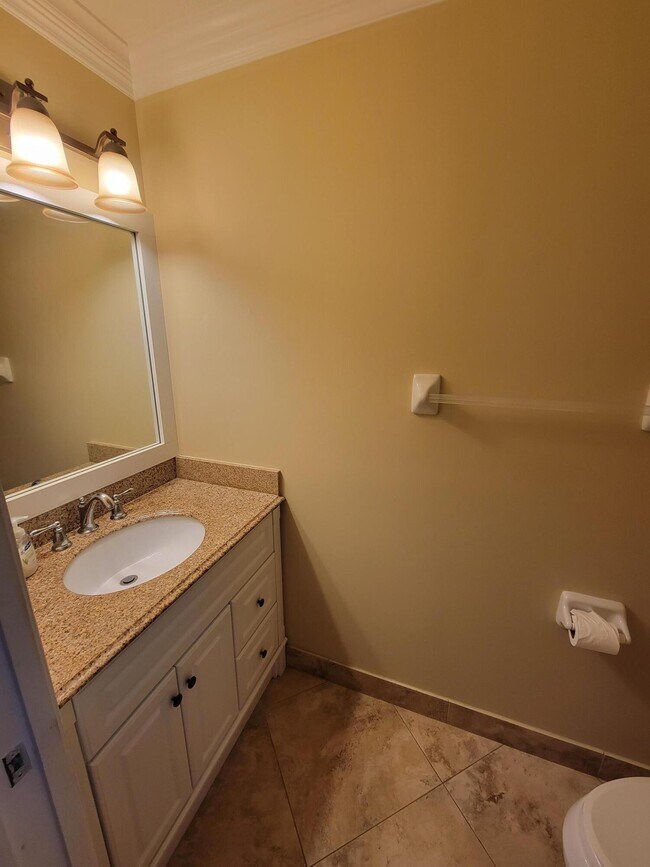 Building Photo - 1130 Shoma Dr