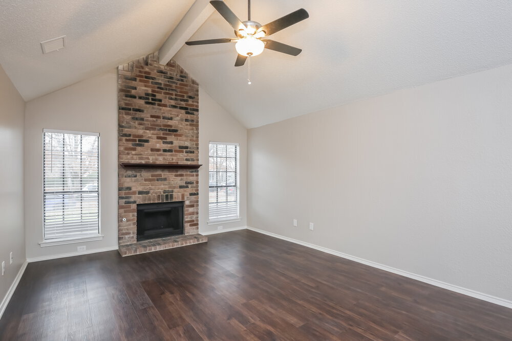 Building Photo - 2241 Collier Ct