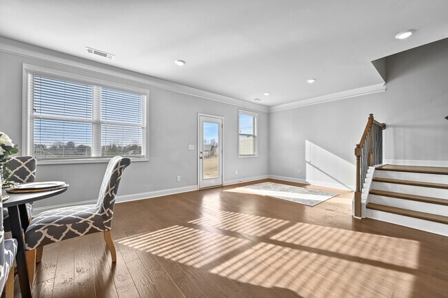 Building Photo - 3229 Weyhill Trl