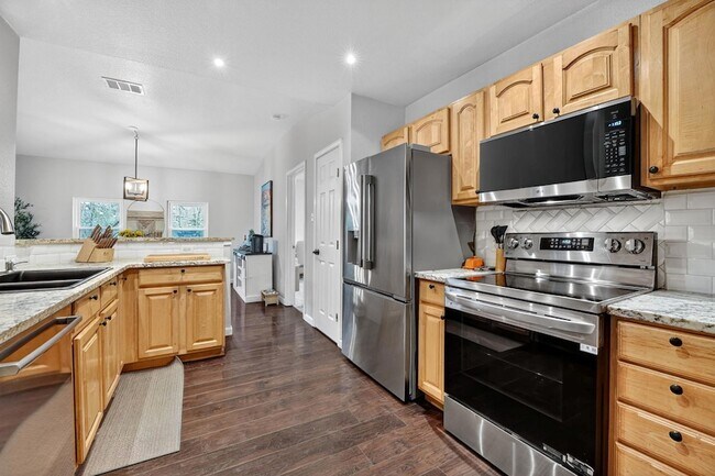 Building Photo - 14906 Foy Dr