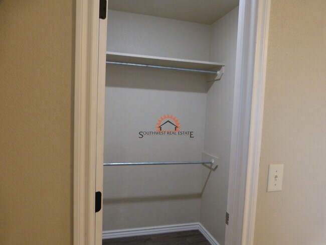 Building Photo - 1313 Mission Dr