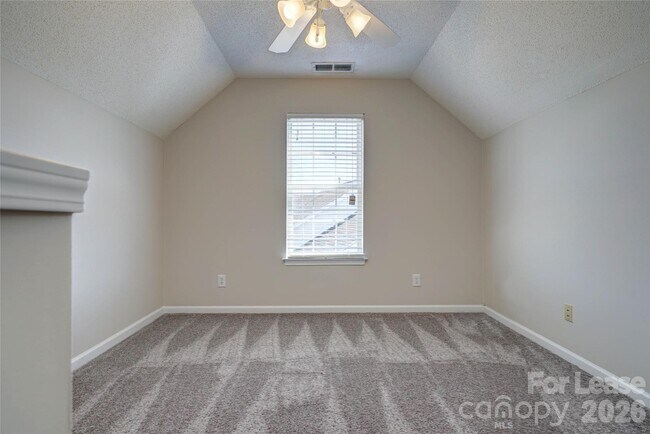Building Photo - 2034 Wexford Way