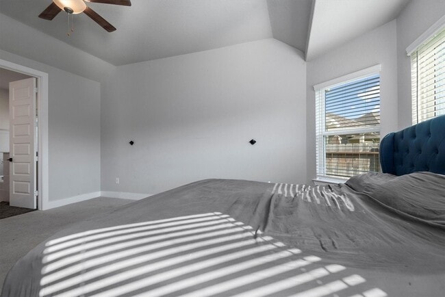 Building Photo - 17828 Hanson Ridge Dr