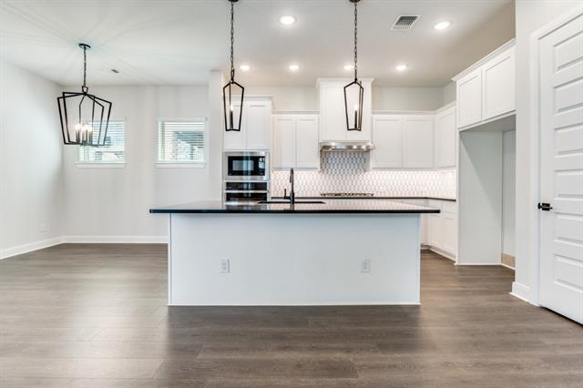 Building Photo - 709 Morning Dove Ln