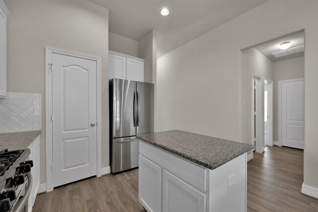 Building Photo - 40510 Berylline Ln.