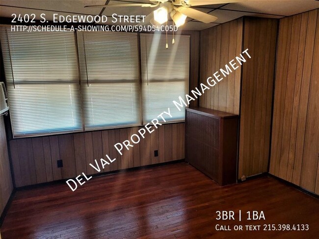 Building Photo - End-Unit, 3-BD, 1.5-BTH, Townhouse for Ren...