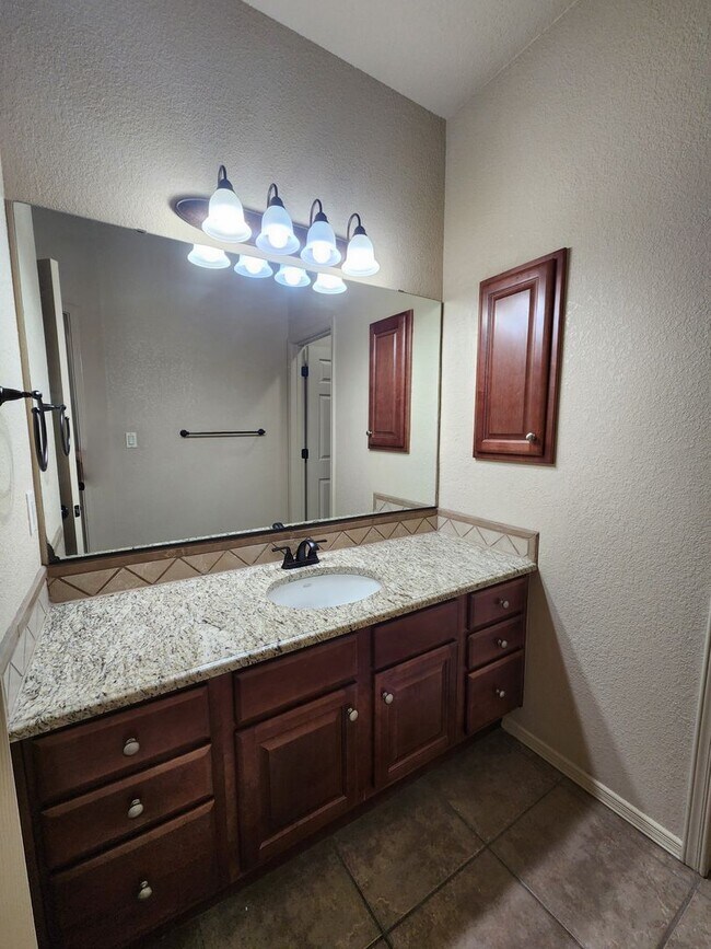 Building Photo - 1293 Mission Nuevo Dr