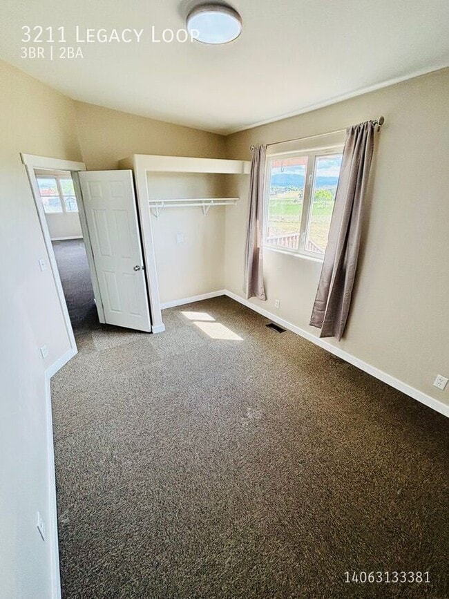 Building Photo - 3211 Legacy Loop